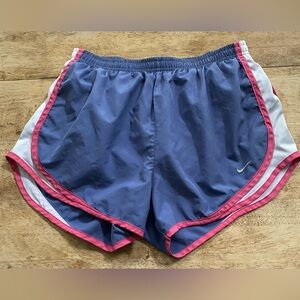 Nike Tempo Women’s Sz M Purple/Pink Athletic‎ Shorts